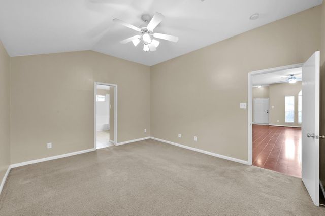 506 Paradise Lane, Montgomery, TX 77356