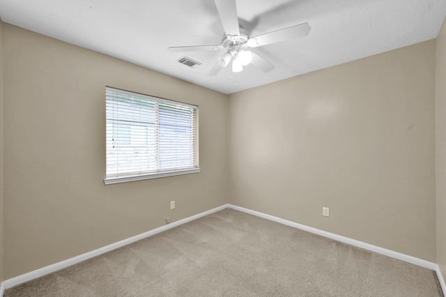 506 Paradise Lane, Montgomery, TX 77356