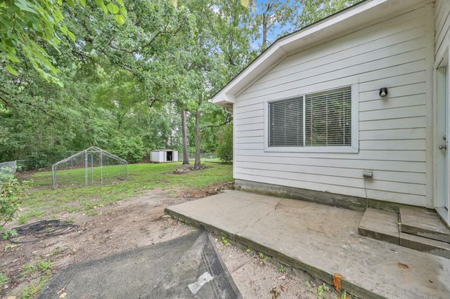 506 Paradise Lane, Montgomery, TX 77356