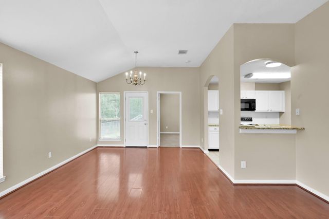 506 Paradise Lane, Montgomery, TX 77356