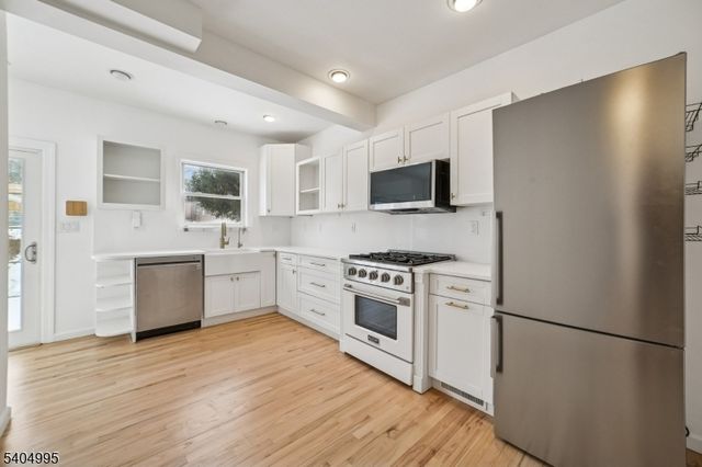 10 Maple Ave, West Orange Twp., NJ 07052