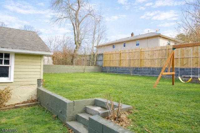 10 Maple Ave, West Orange Twp., NJ 07052