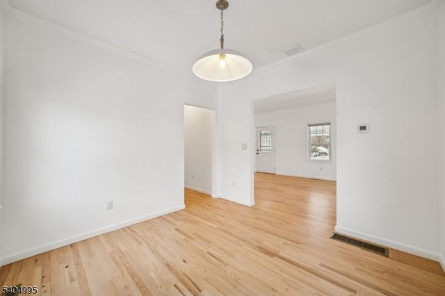 10 Maple Ave, West Orange Twp., NJ 07052