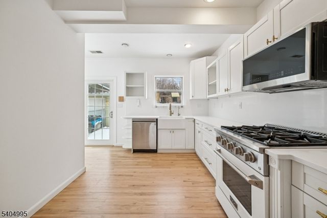 10 Maple Ave, West Orange Twp., NJ 07052