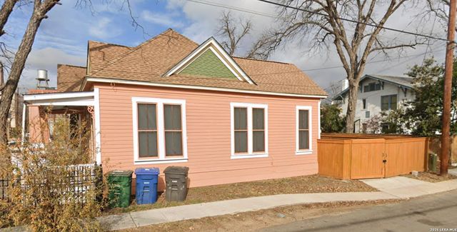 121 Daniel, San Antonio, TX 78204