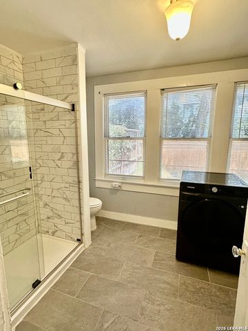 121 Daniel, San Antonio, TX 78204
