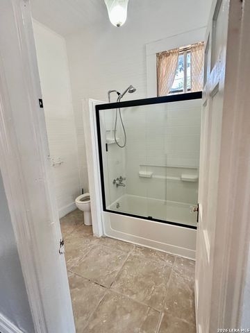 121 Daniel, San Antonio, TX 78204