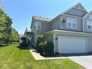 2912 FALLING WATERS Lane, Lindenhurst, IL 60046
