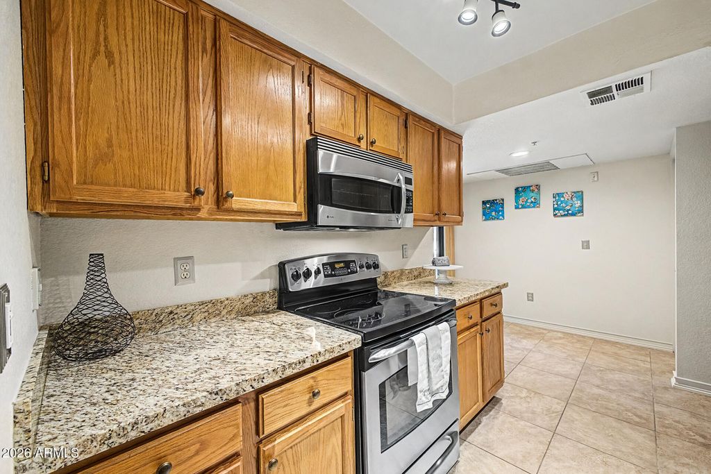 9450 N 95TH Street 105, Scottsdale, AZ 85258 — photo 4
