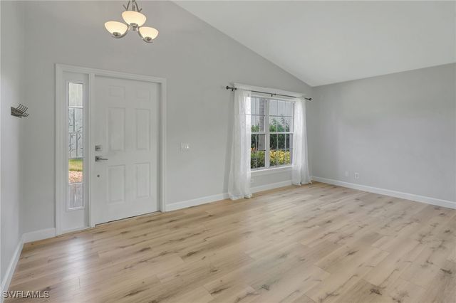 12843 FOX HOLLOW CIR, Fort Myers, FL 33912
