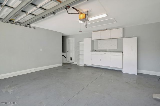 12843 FOX HOLLOW CIR, Fort Myers, FL 33912