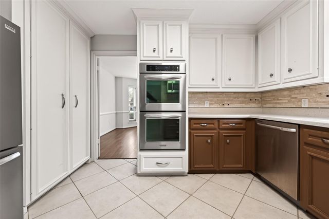 16606 Brenton Oaks Drive, Spring, TX 77379