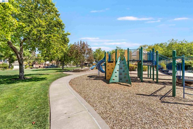 6751 Aberdale Cir, San Ramon, CA 94582