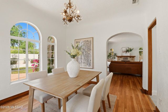 2210 E 6th Street, Tucson, AZ 85719