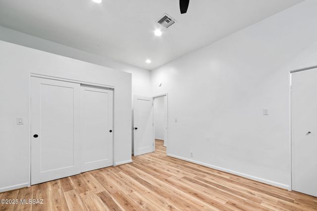 2210 E 6th Street, Tucson, AZ 85719