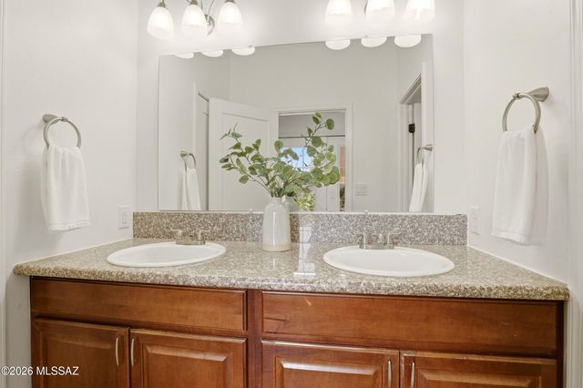 2210 E 6th Street, Tucson, AZ 85719