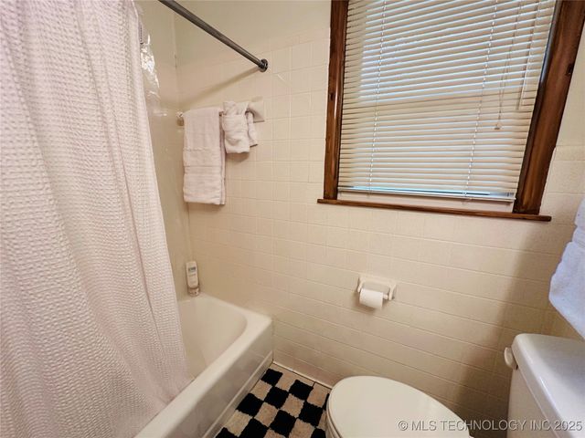 1929 Haskell Boulevard, Muskogee, OK 74403
