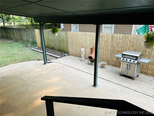 1929 Haskell Boulevard, Muskogee, OK 74403