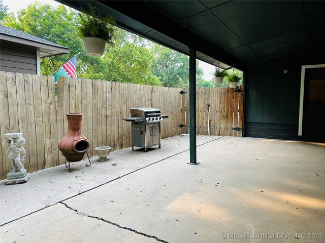1929 Haskell Boulevard, Muskogee, OK 74403