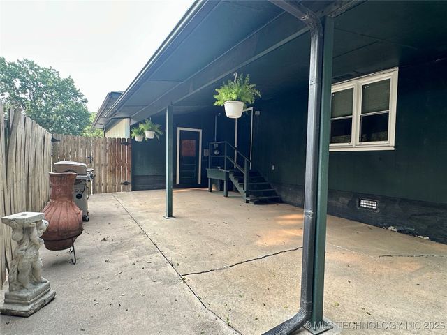 1929 Haskell Boulevard, Muskogee, OK 74403