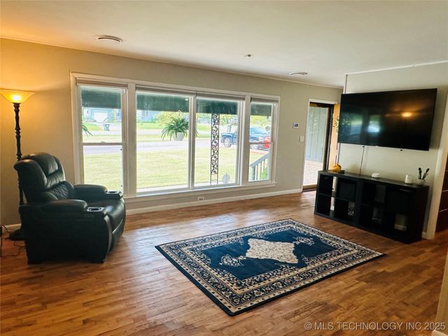 1929 Haskell Boulevard, Muskogee, OK 74403
