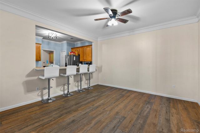 16450 Chatham Drive 136, Macomb Township, MI 48044