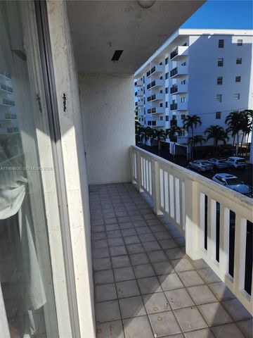 1033 Lenox Ave 303, Miami Beach, FL 33139