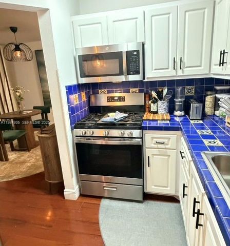 1033 Lenox Ave 303, Miami Beach, FL 33139