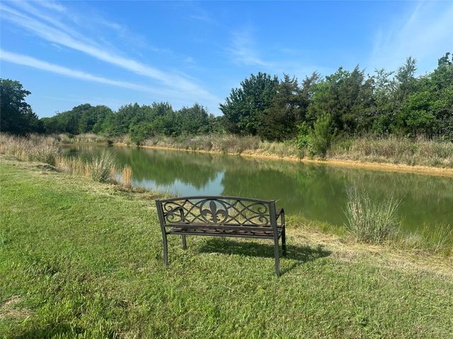 2200 Tipps Road, Cross Roads, TX 76227