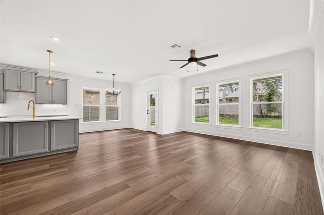 11310 Iron Horse Street, Montgomery, TX 77316