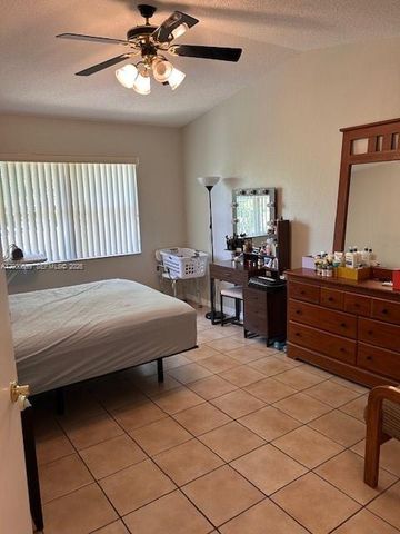 11201 NW 7th Street 204, Sweetwater, FL 33172