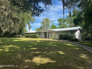1800 LAUREL Street, Palatka, FL 32177