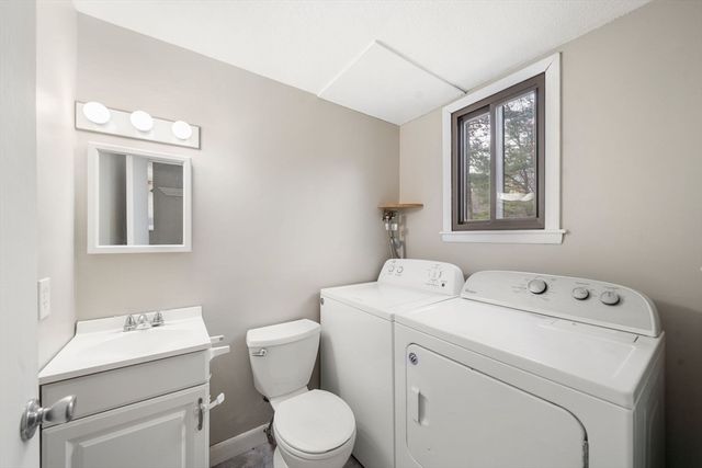 5 Liberty Rd 5, Bridgewater, MA 02324