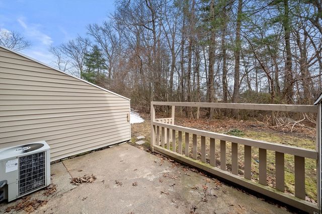 5 Liberty Rd 5, Bridgewater, MA 02324