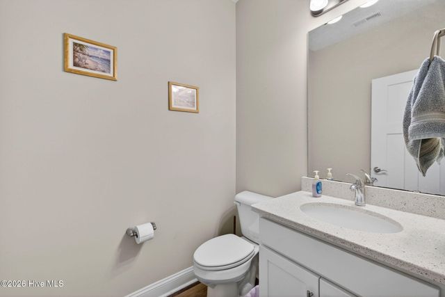 108 Periwinkle Street, Saint Helena, NC 28425