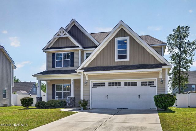 108 Periwinkle Street, Saint Helena, NC 28425