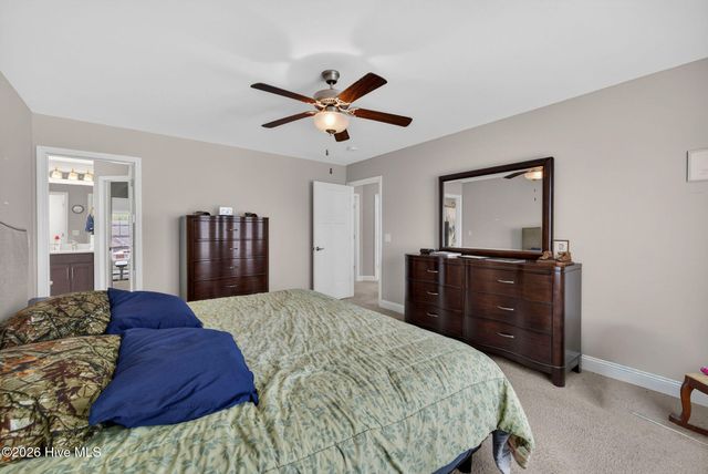 108 Periwinkle Street, Saint Helena, NC 28425