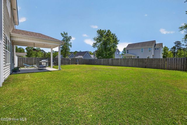 108 Periwinkle Street, Saint Helena, NC 28425