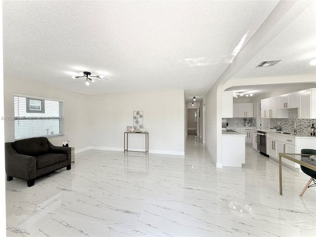 1555 NW 6th Avenue, Pompano Beach, FL 33060