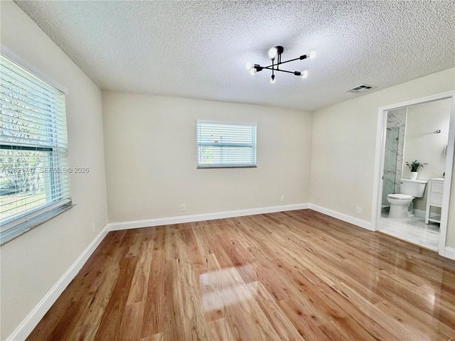 1555 NW 6th Avenue, Pompano Beach, FL 33060