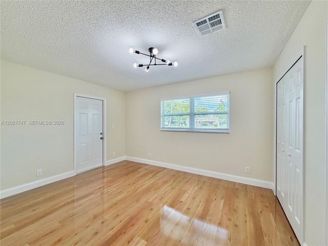 1555 NW 6th Avenue, Pompano Beach, FL 33060