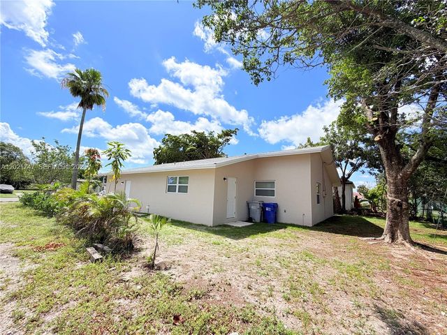 1555 NW 6th Avenue, Pompano Beach, FL 33060