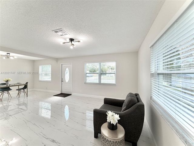 1555 NW 6th Avenue, Pompano Beach, FL 33060