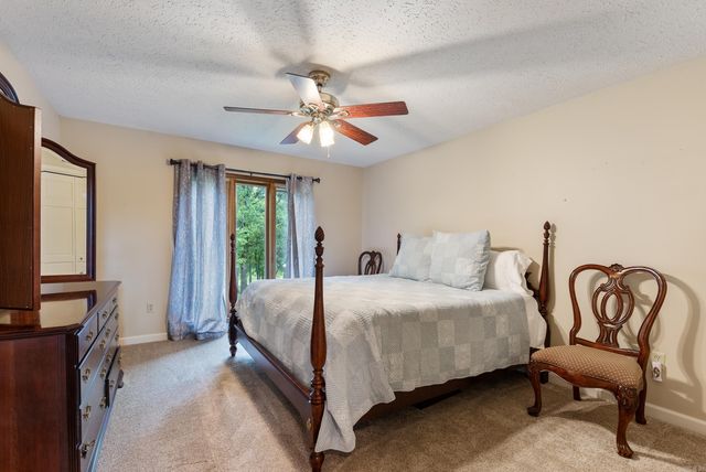 1360 Stanley Russ Rd, Conway, AR 72034