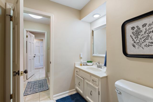 1360 Stanley Russ Rd, Conway, AR 72034