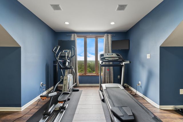 1360 Stanley Russ Rd, Conway, AR 72034