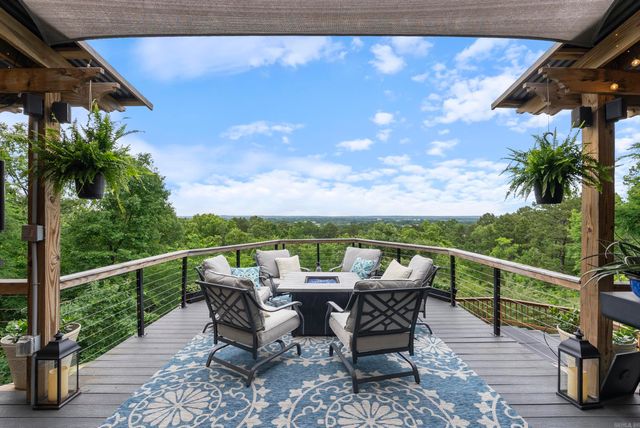 1360 Stanley Russ Rd, Conway, AR 72034