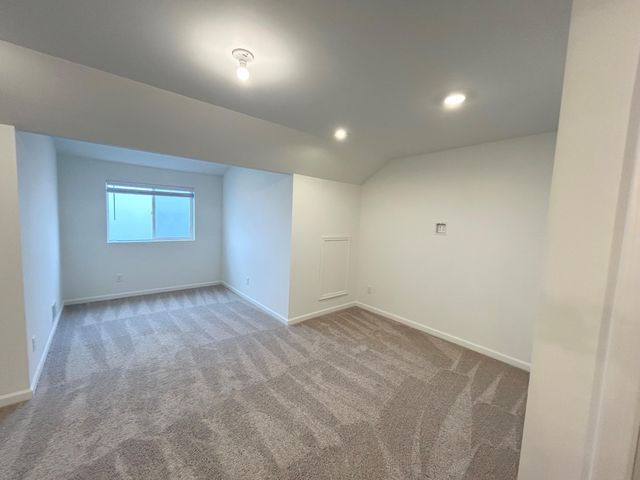 2776 Bristol Ridge Drive 37, Ann Arbor, MI 48105