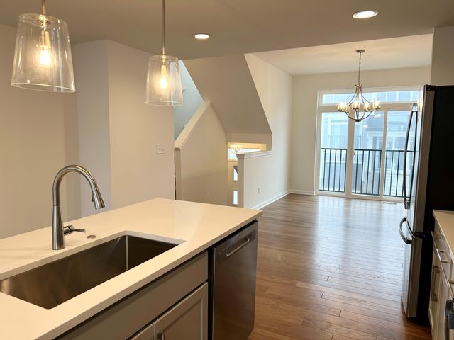 2776 Bristol Ridge Drive 37, Ann Arbor, MI 48105