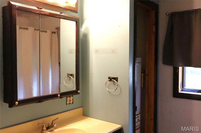 16638 Delmo Road, Essex, MO 63846